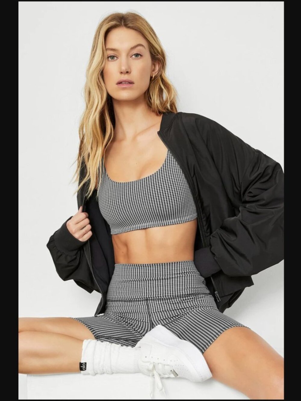 ALO Yoga Airtech Micro Houndstooth Bra & Micro Houndstooth Biker Short Set $158